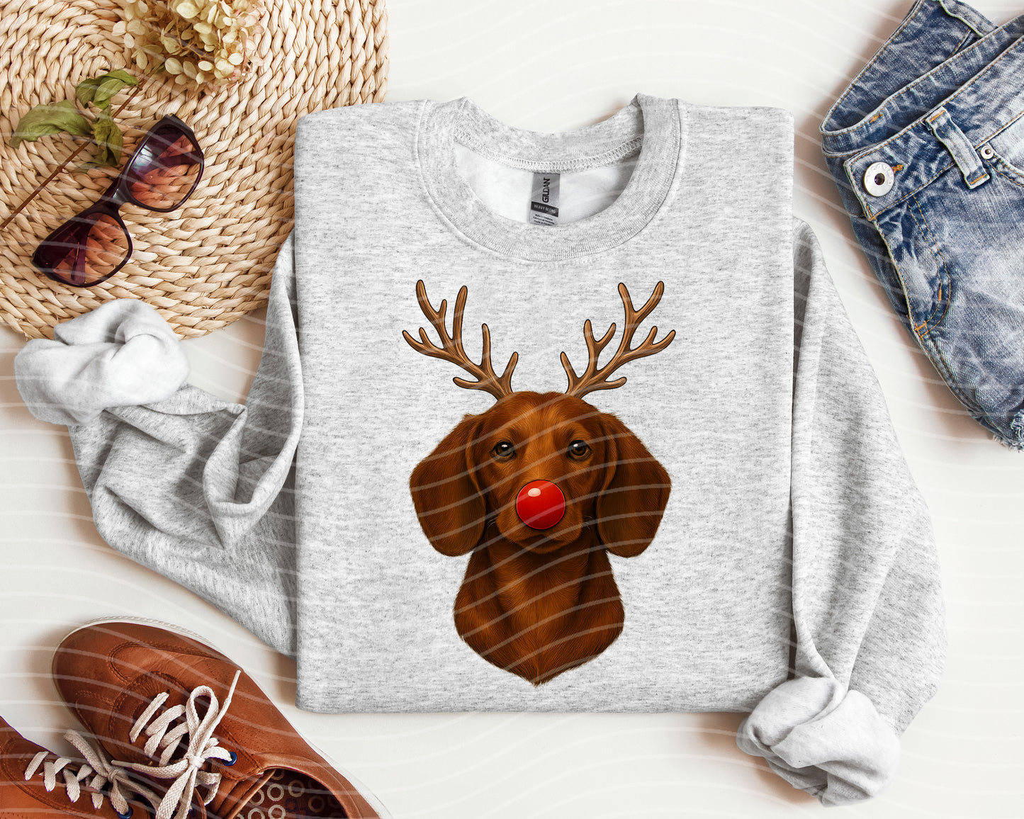 Dachshund Reindeer Graphic Tee