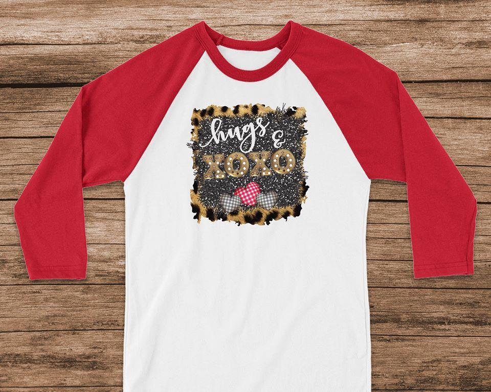 Hugs & Xoxo Graphic Tee Graphic Tee