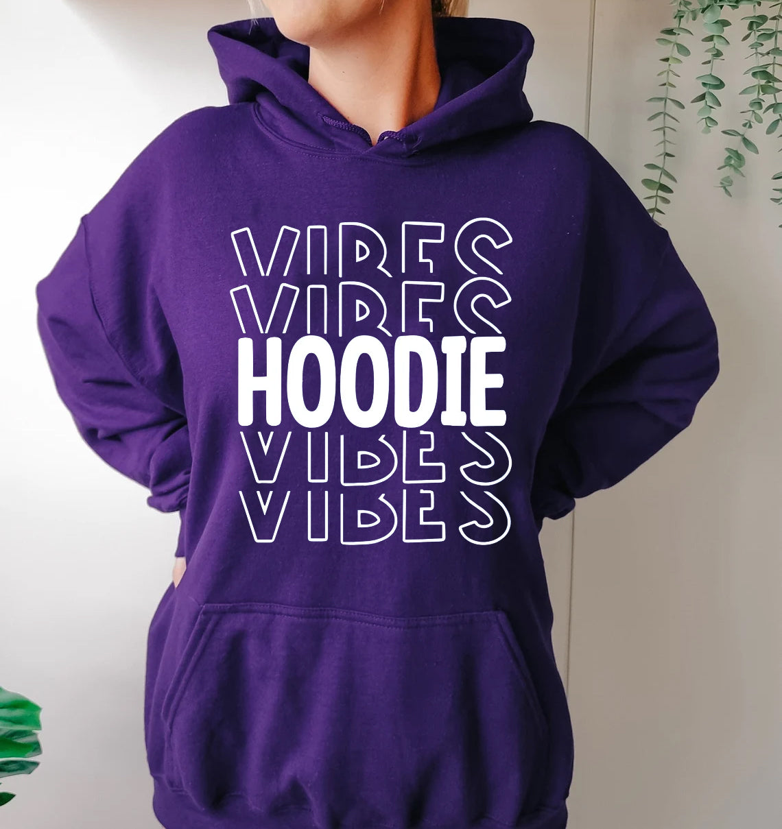Hoodie Vibes Graphic Tee