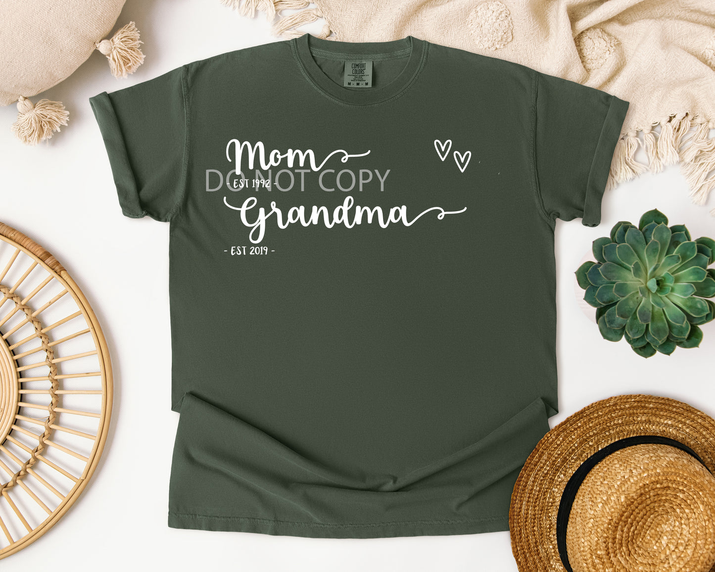 Mom / Grandma Personalized Graphic Tee