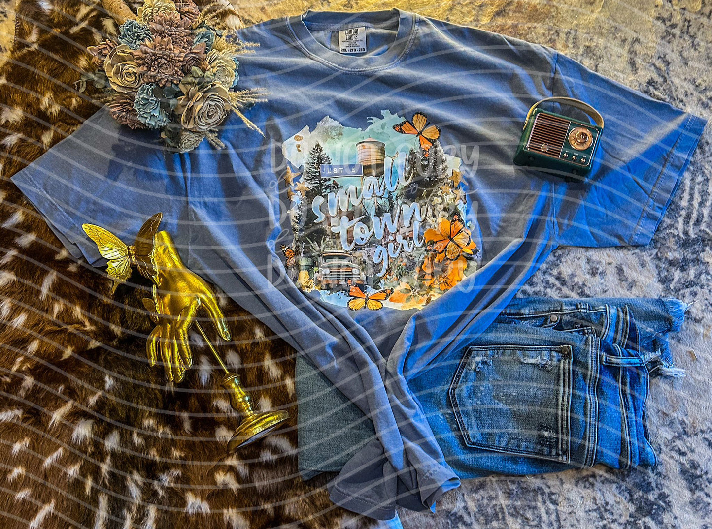 Just a Small Town Girl Graphic Tee