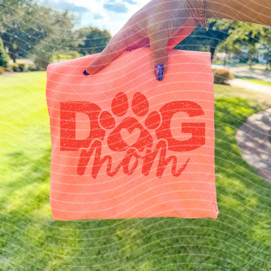 Dog Mom Graphic Tee