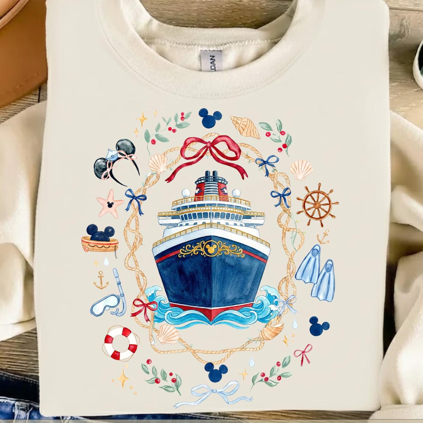 Coquette Cruise Graphic Tee