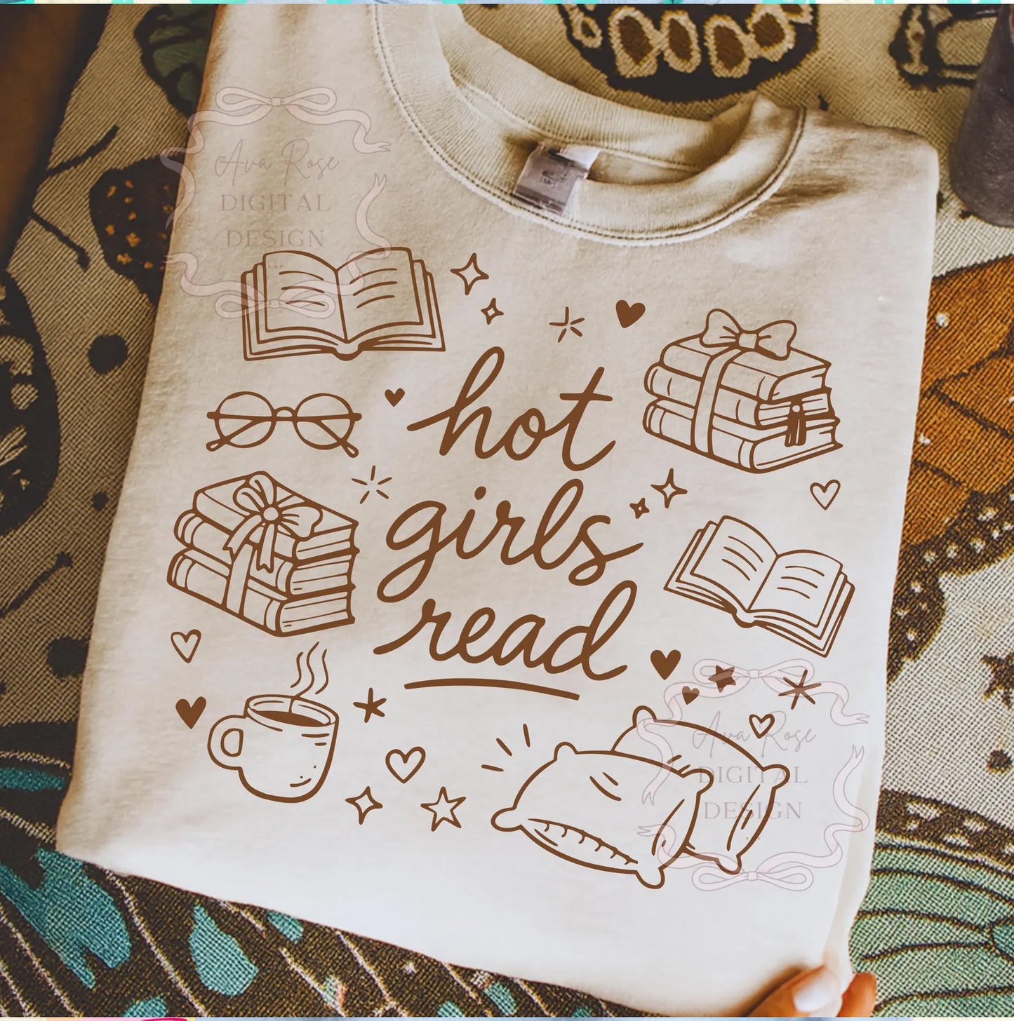 Hot Girls Read Graphic Tee