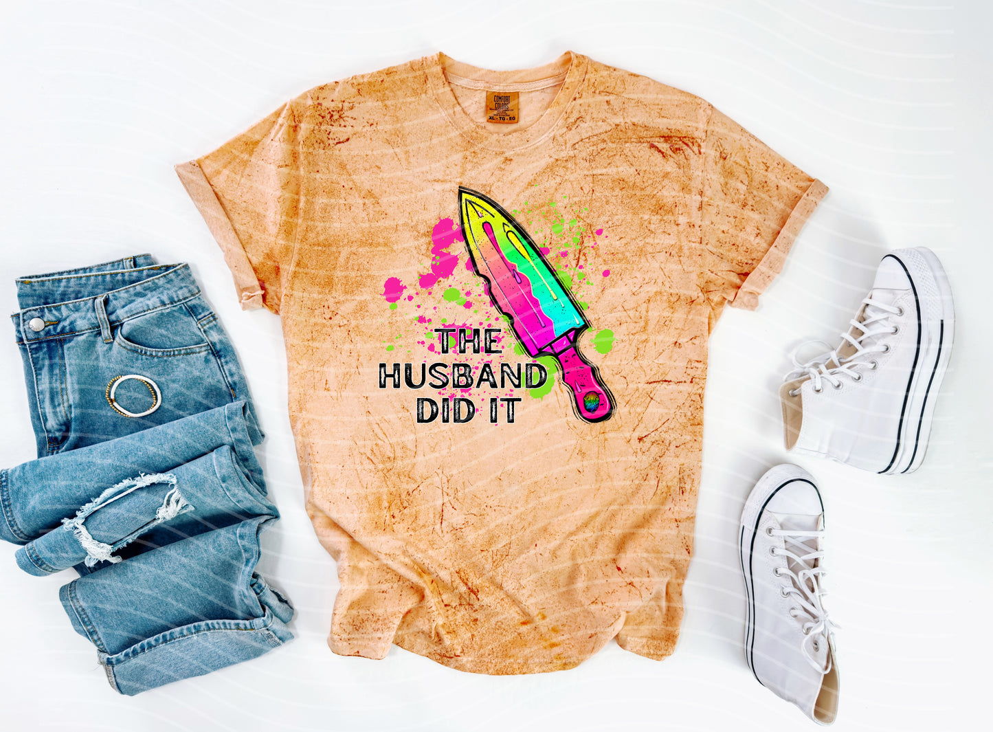 The Husband Did It Graphic Tee