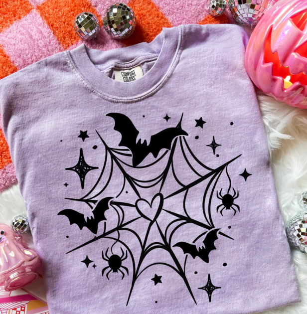 Heart Web Graphic Tee