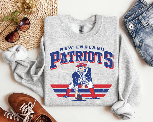 Vintage Team Patriots Graphic Tee