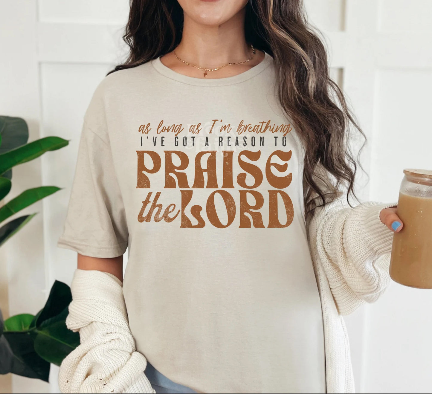 Praise the Lord Graphic Tee