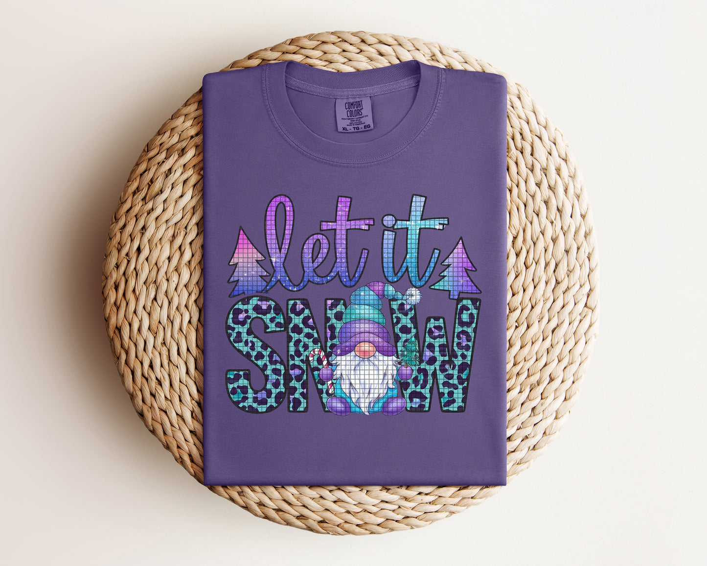 Let It Snow Graphic Tee