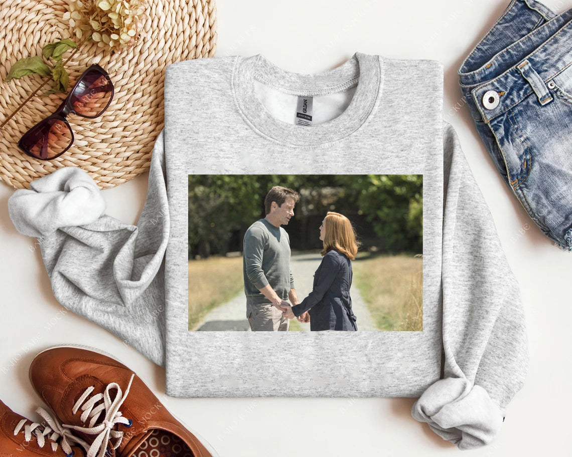 Mulder and Scully Iconic Love Graphic Tee