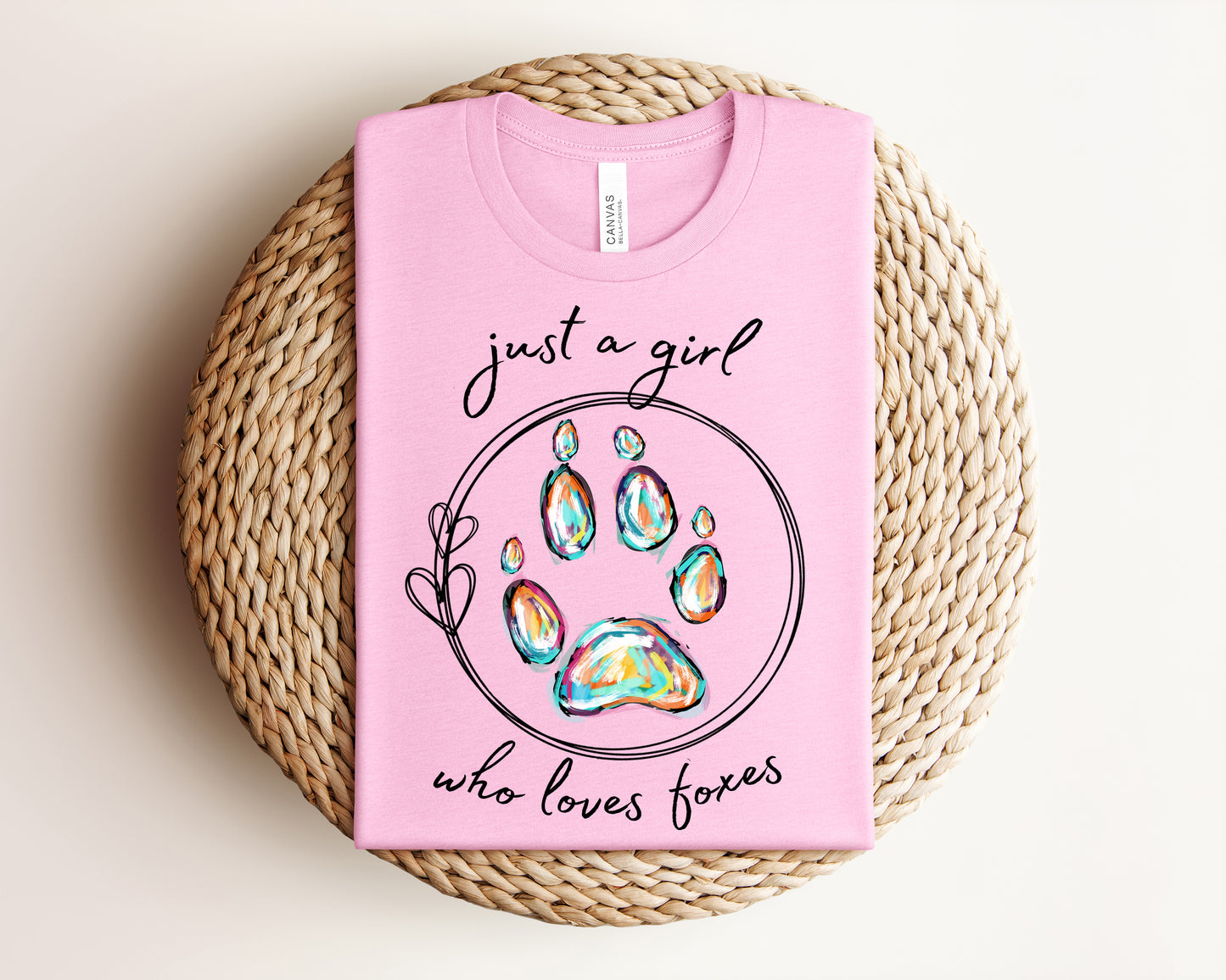 Just a Girl Who Loves Foxes Graphic Tee