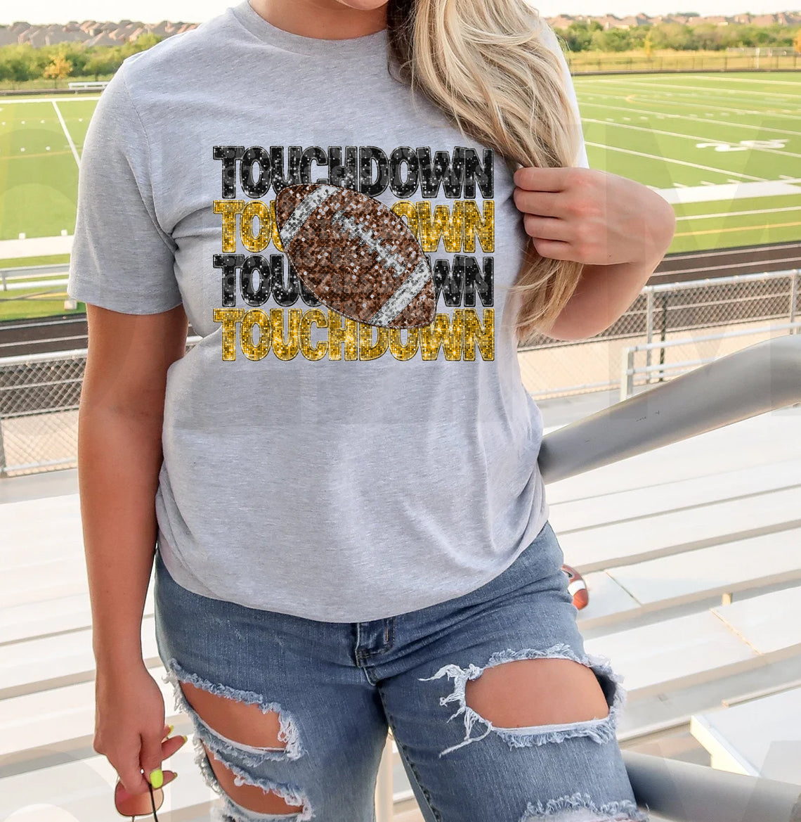 Iowa Love in Team Colors Black & Gold / 2XL