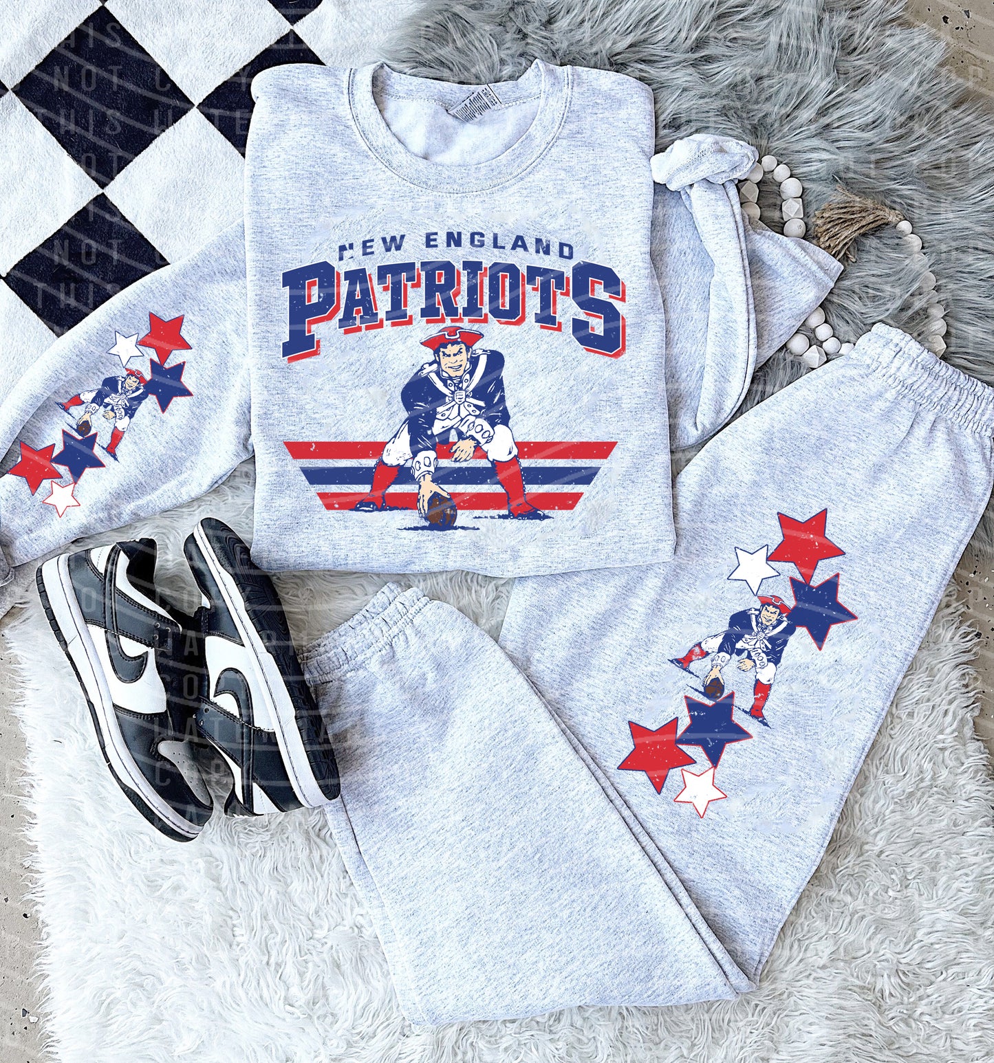 Vintage Team Patriots Graphic Tee