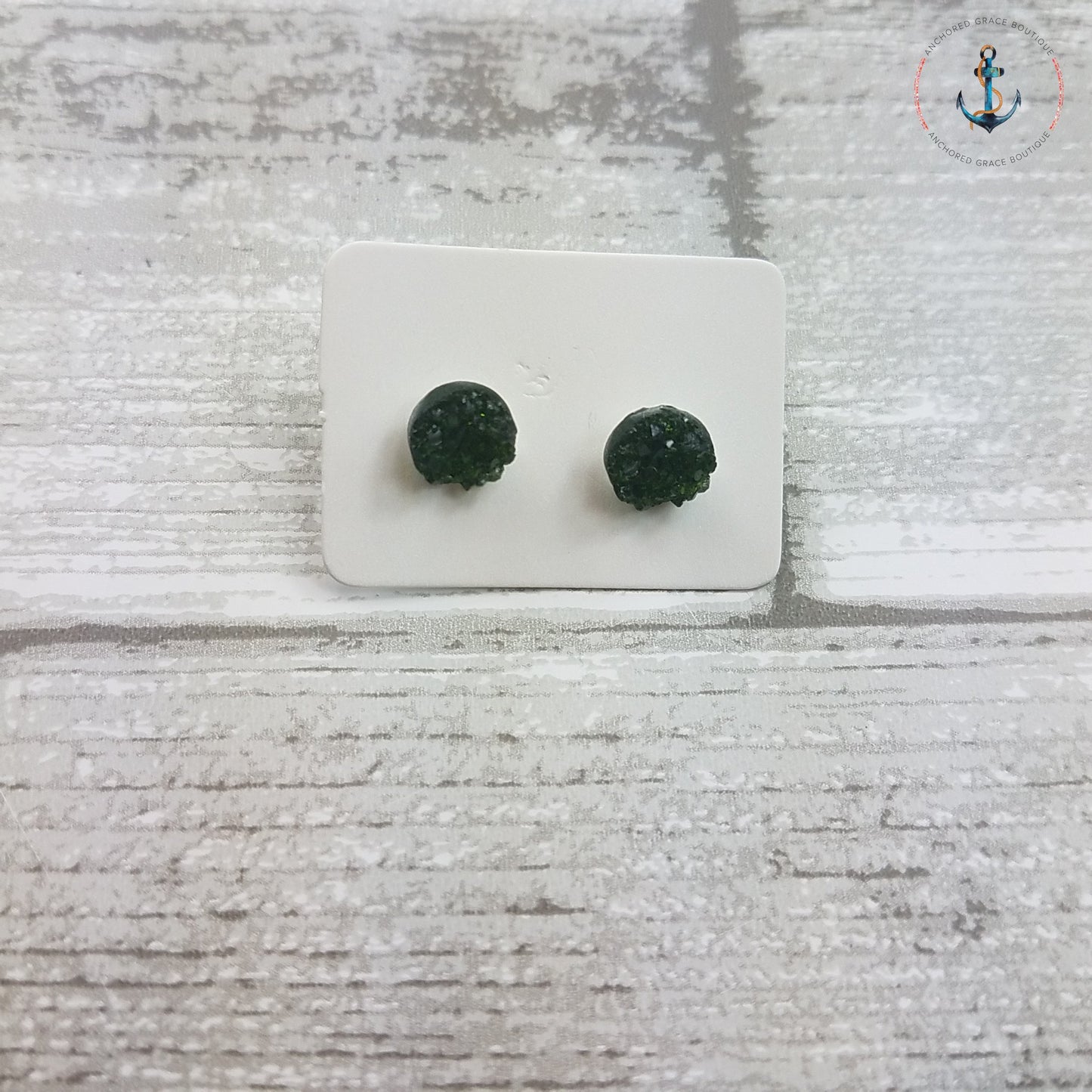 8Mm Druzy Stud Earrings - Emerald