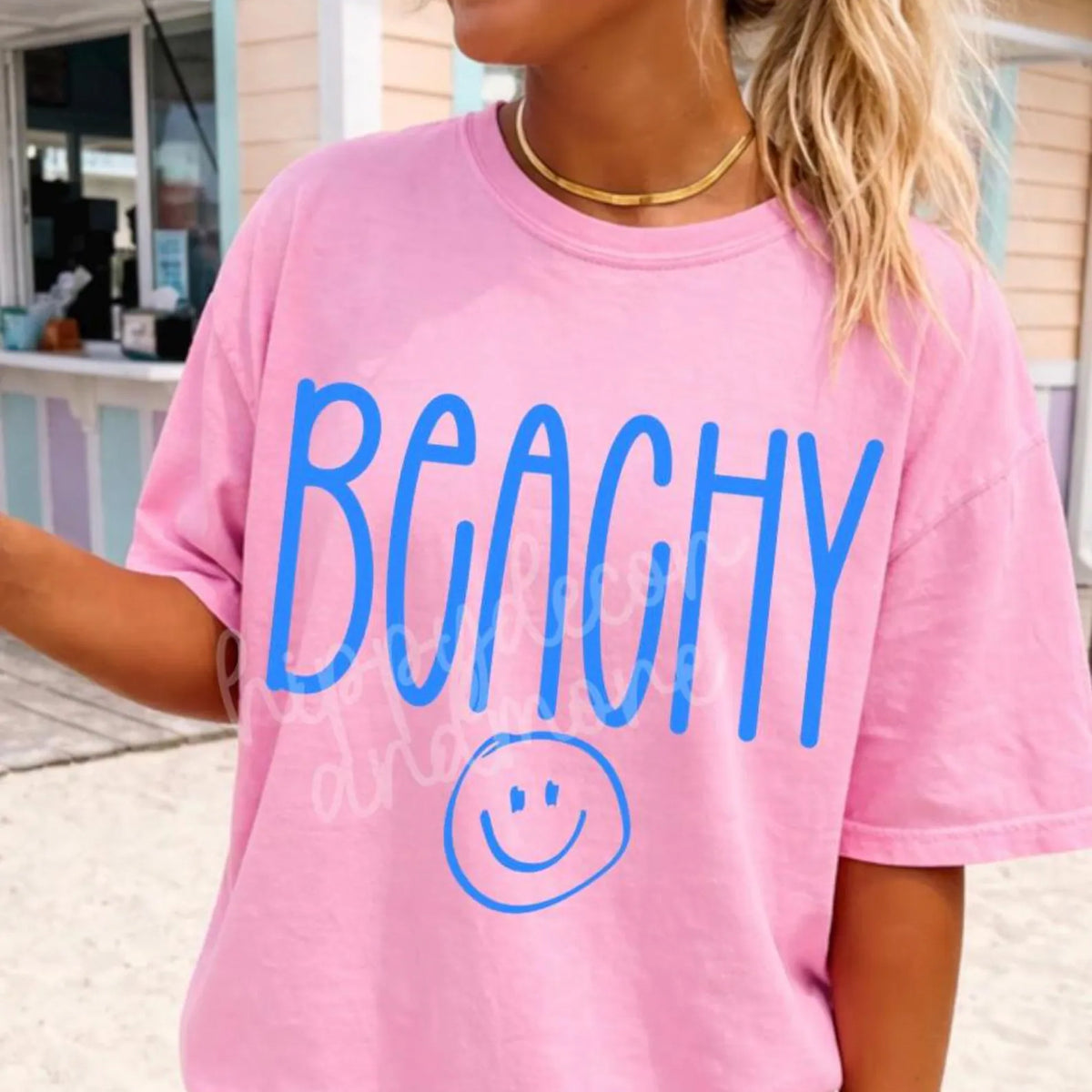 Beachy Graphic Tee
